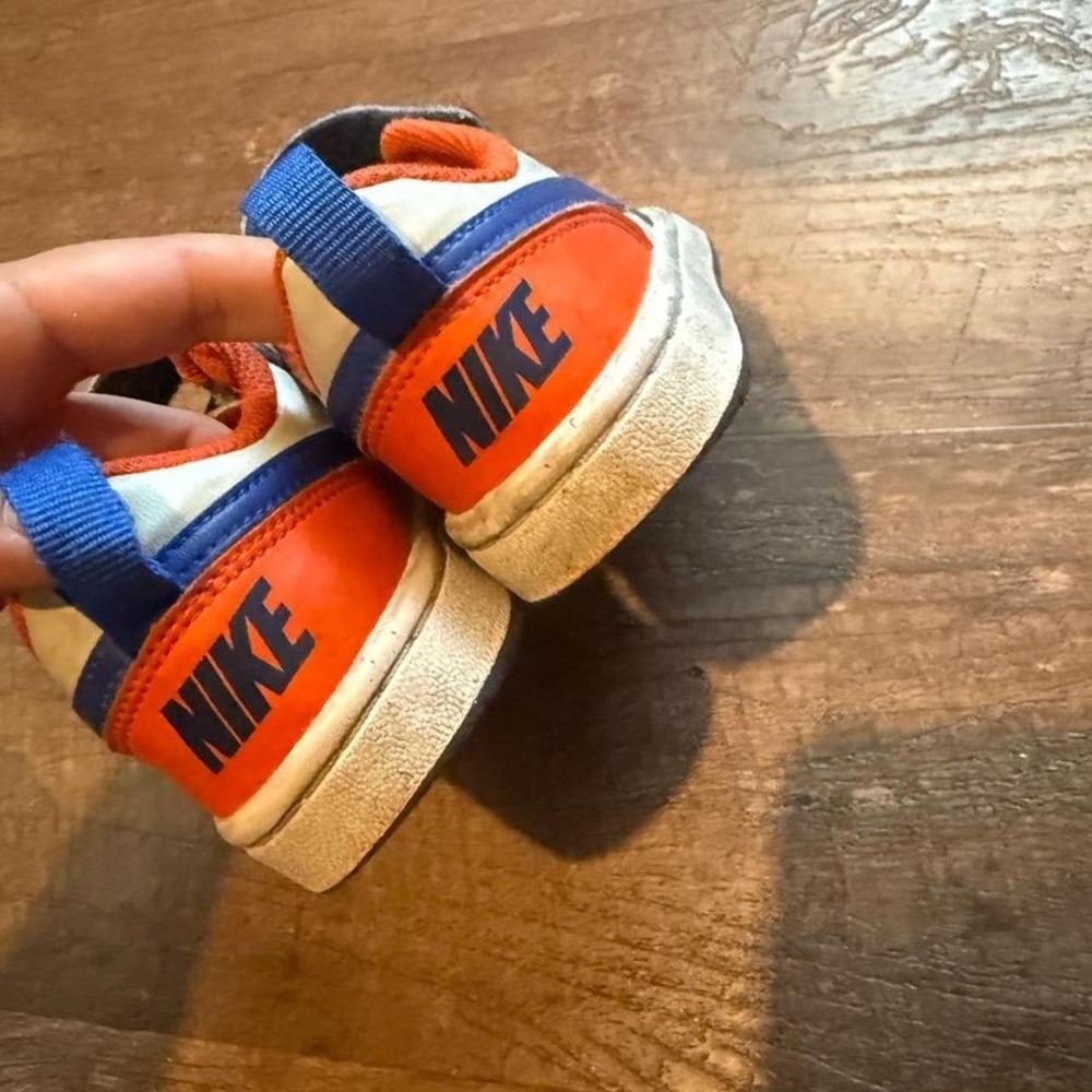Nike Court Kids Sneakers Size 11C Blue White Orange Hook & Loop Athletic Shoes - Picture 3 of 5